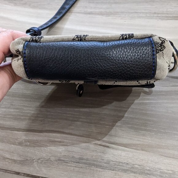 U.S Polo Assn. Logo Crossbody Bag - Picture 5 of 6